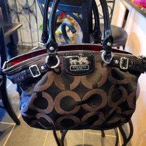 Coach bag signature canvas red silk lining
